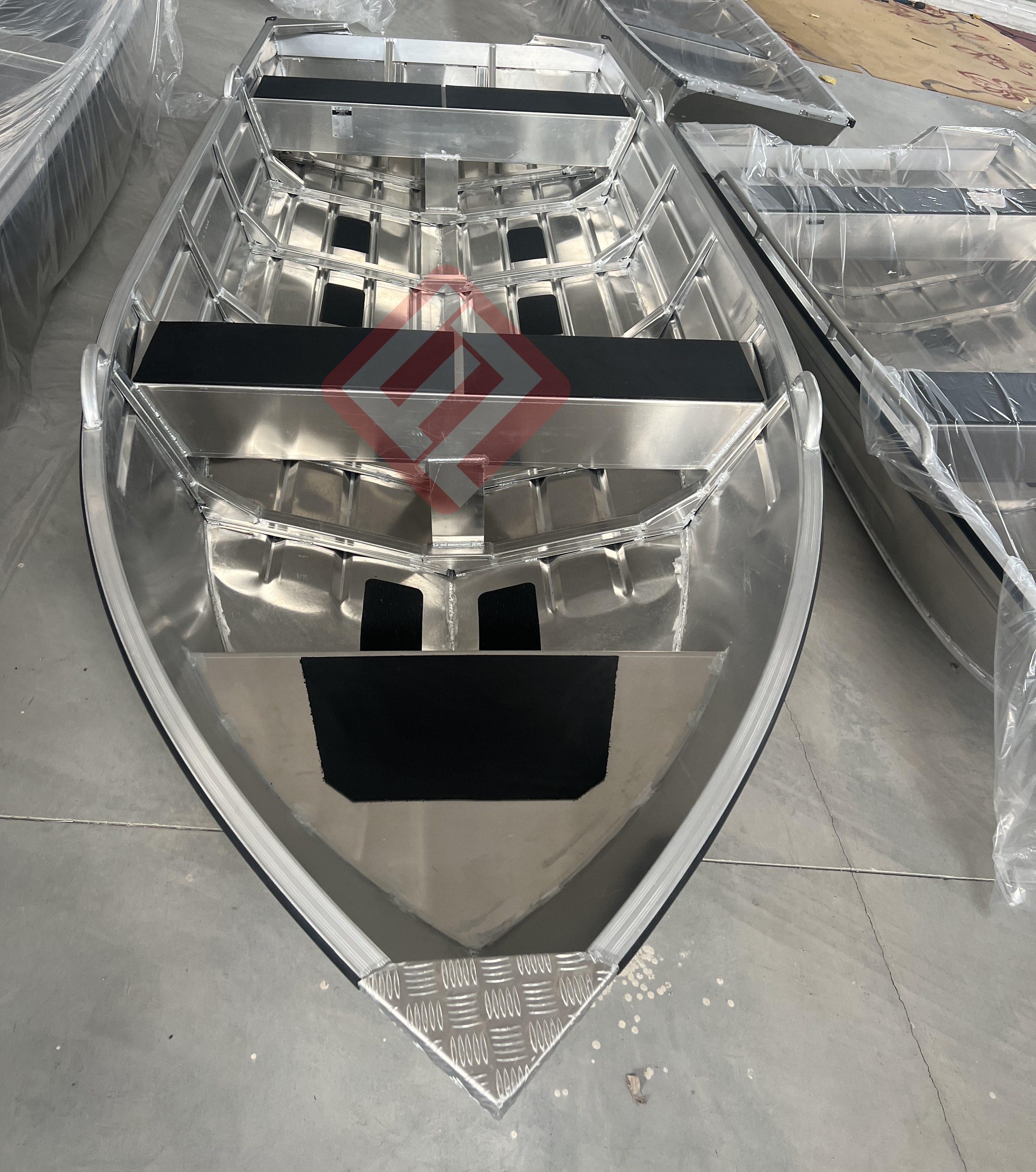 قارب ألومنيوم بطول 3.3 متر مع  - مراجعة Fishing Boat Aluminum وسعره