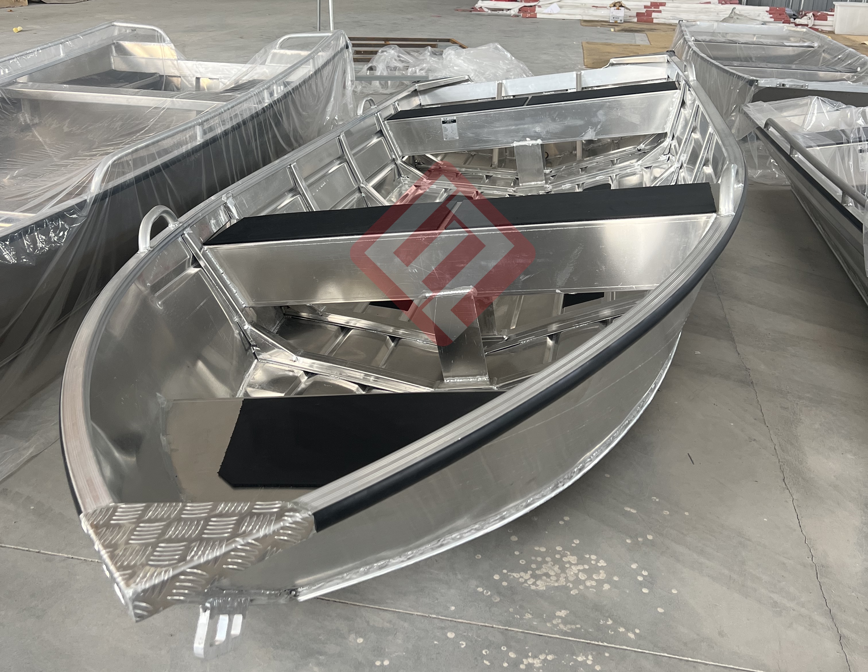 قارب ألومنيوم بطول 3.3 متر مع  - مراجعة Fishing Boat Aluminum وسعره
