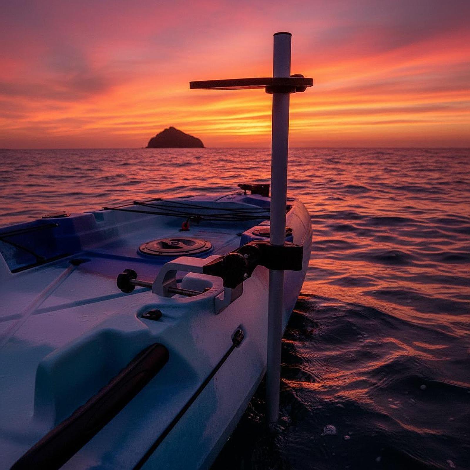 حامل جهاز تحديد مواقع الأسماك  - مراجعة Fishing Boat Aluminum وسعره