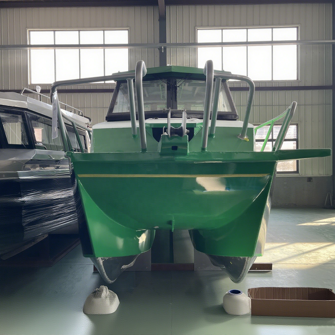 يخت كاتاماران فاخر بطول 7.9 مت - مراجعة Fishing Boat Fiberglass وسعره