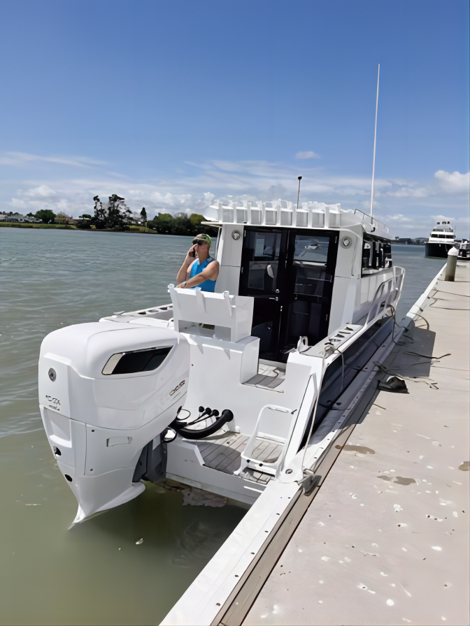 قارب رياضي من الألومنيوم بطول  - مراجعة Fishing Boat Aluminum وسعره