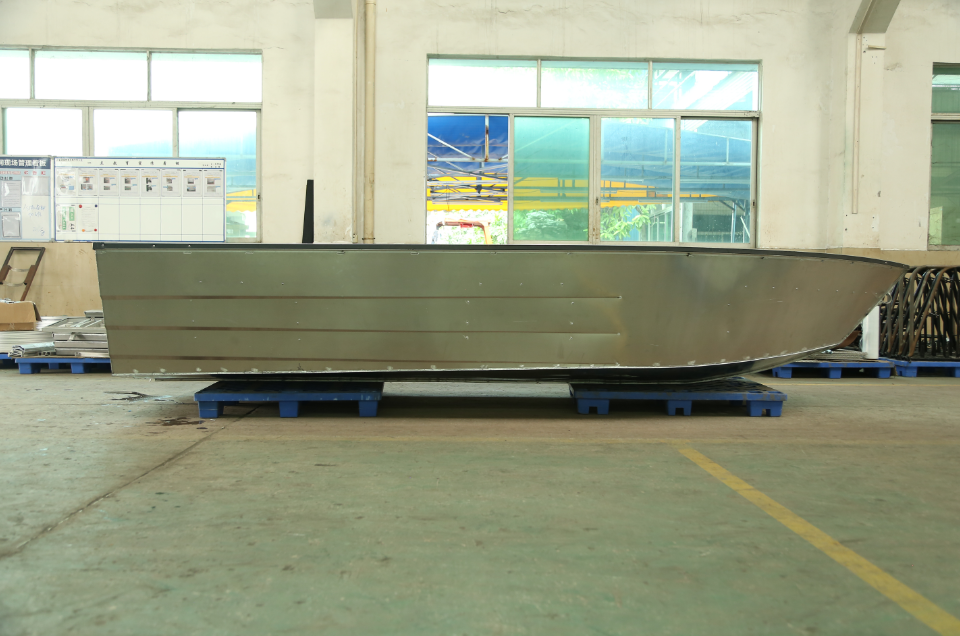 قارب صيد من الألومنيوم بطول 12 - مراجعة Fishing Boat Aluminum وسعره